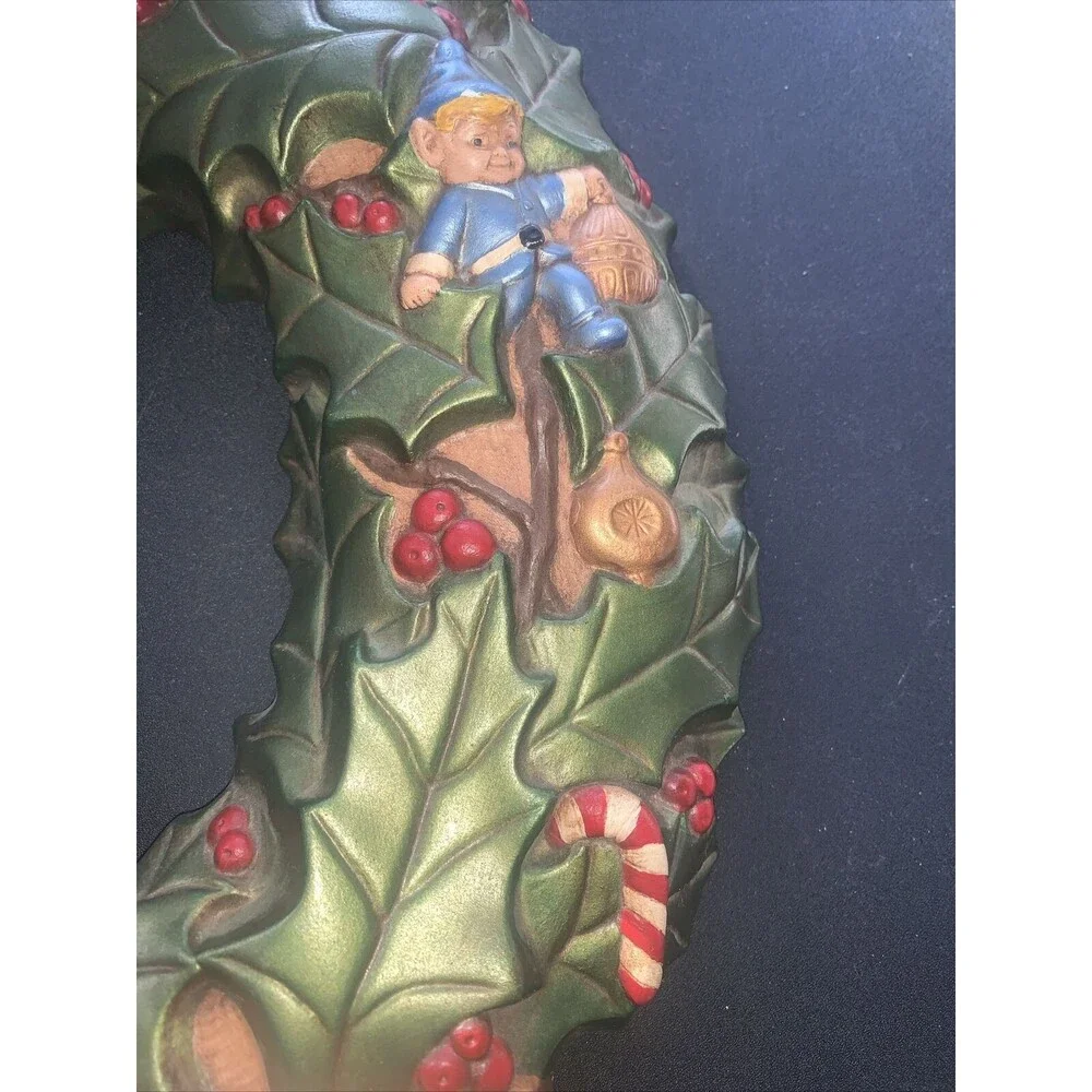 Vintage Ceramic Elf Christmas Wreath Red Holly Berry Ribbon
